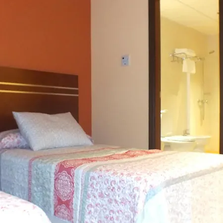 Abedules Motel Oviedo