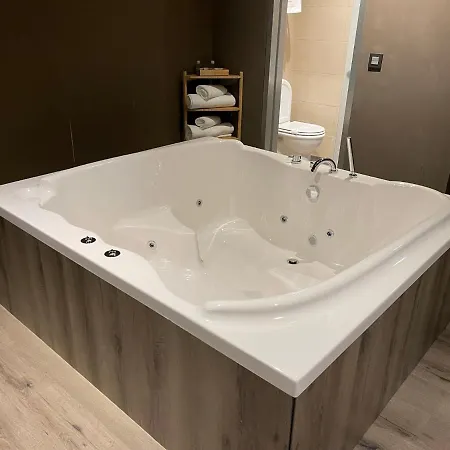 Abedules 2* اوفيدو