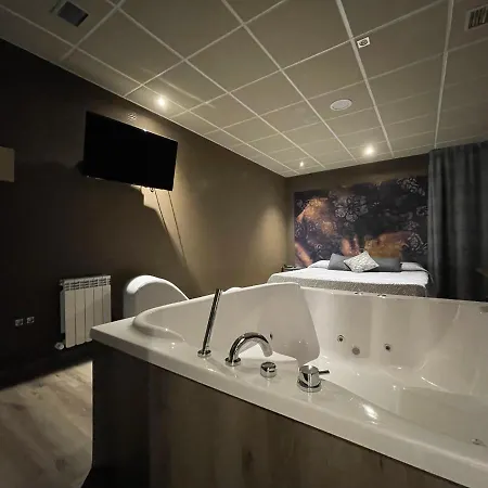 阿贝多乐斯汽车旅馆 2*