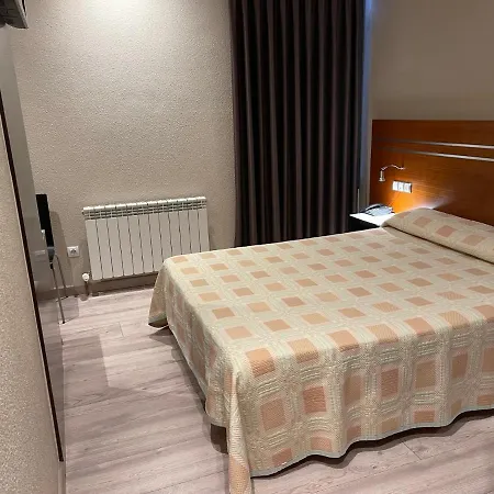 阿贝多乐斯汽车旅馆 奥维耶多