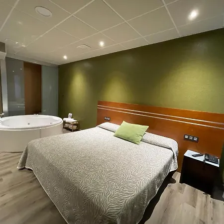 阿贝多乐斯汽车旅馆 2* 奥维耶多