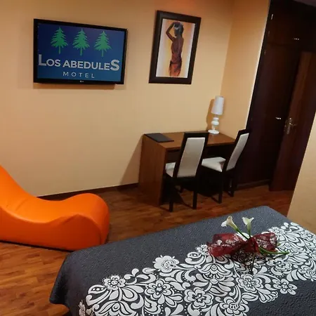 阿贝多乐斯汽车旅馆 奥维耶多